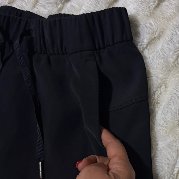 LULULEMON ATHLETICA Women’s On The Fly Black Shorts - Picture 7 of 11